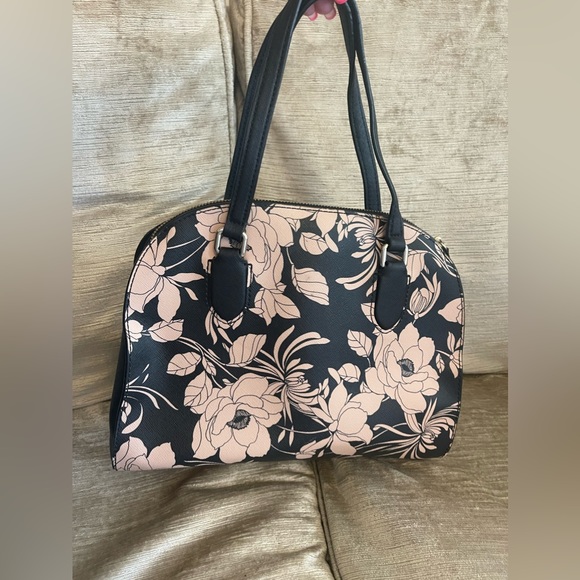 Kate Spade New York Laurel Way gardenia Reilly handbag - Picture 3 of 4